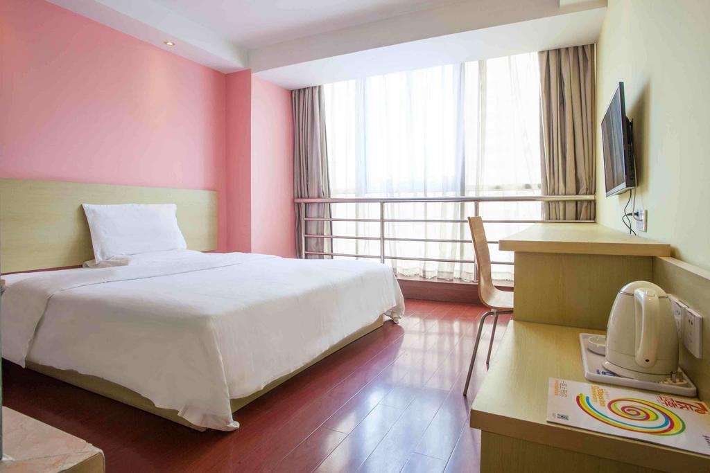 7Days Inn Nanchang North Railway station square Zimmer foto